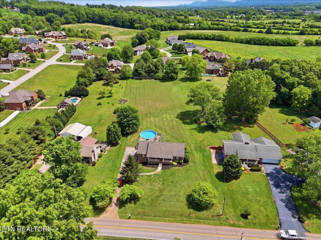 3106 mint road 27