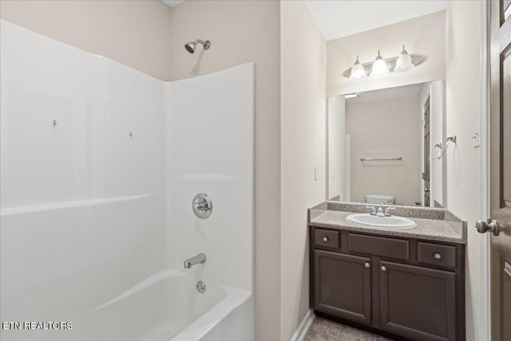 771 casey full bath